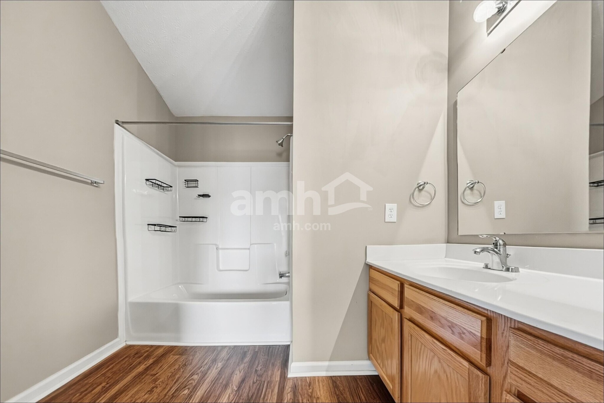 Building Photo - 10942 Alamosa Dr
