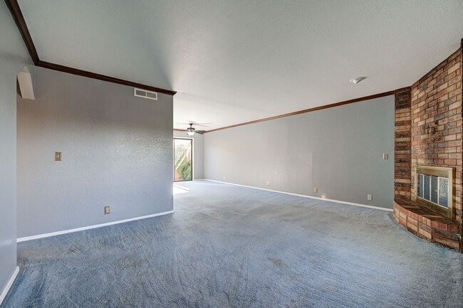 Building Photo - Cozy 2x1.5 Apartment in Oklahoma City loca...