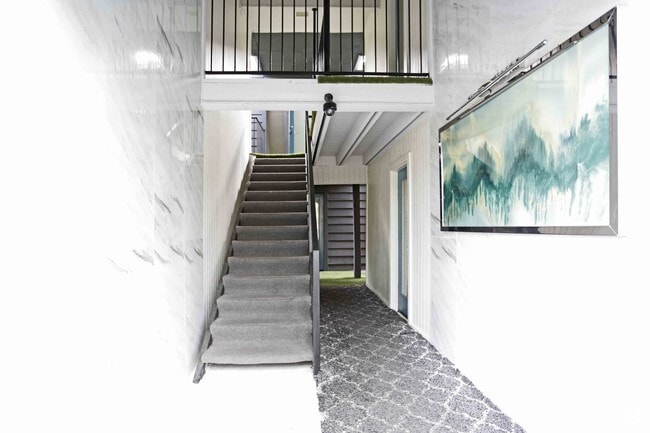 LOBBY ENTRY - Green House