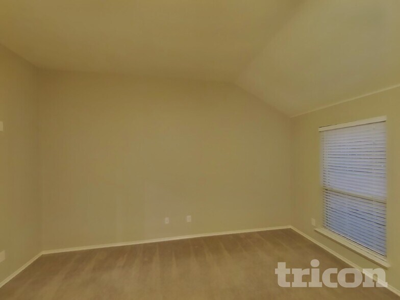 Building Photo - 1320 Waco Turner Dr