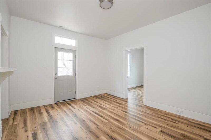 Building Photo - 2726 Alexander Ave