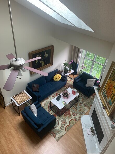 Building Photo - 12004 Golf Ridge Ct