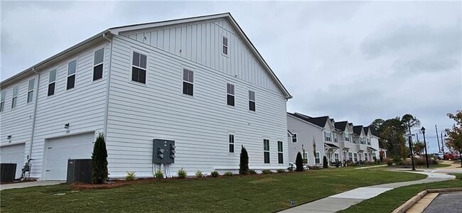 Building Photo - 1727 Prospect Wy