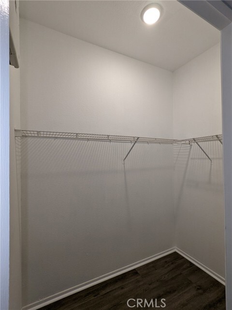 Building Photo - 1215 E San Antonio Dr