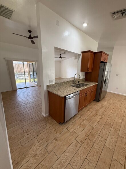 Building Photo - 1222 S Alhambra Cir