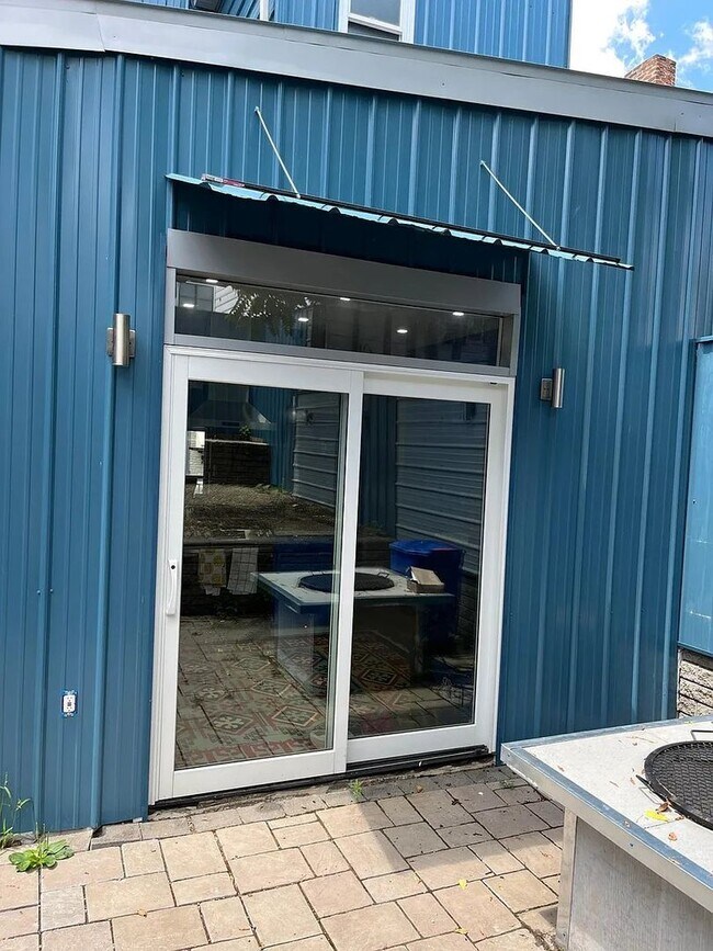 Building Photo - New Renovation - Lawrenceville Home