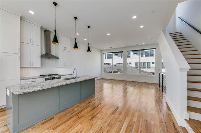 Building Photo - 5923 Lindell Ave