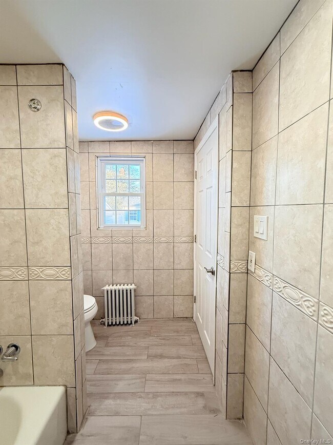 Building Photo - 201 Sydney Ave