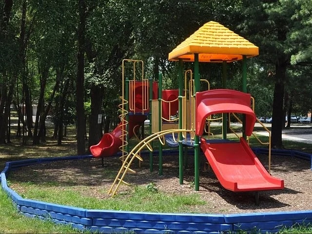 Building Photo - 602 Milldam Ct