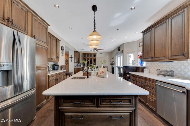 Building Photo - 4542 Skidmore Ct