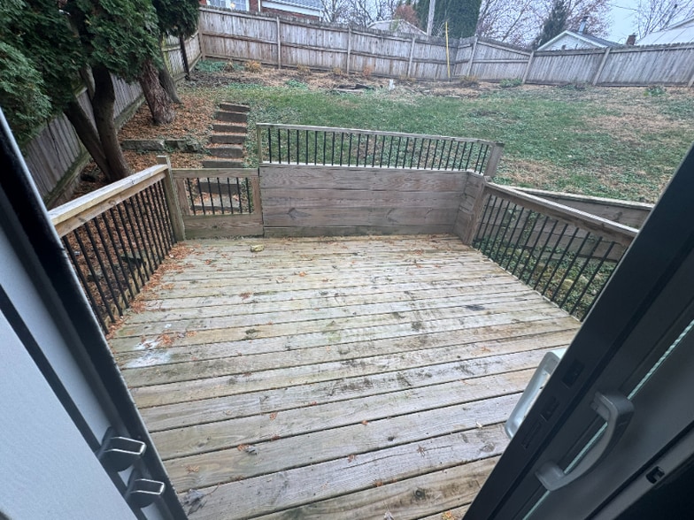 Building Photo - 830 25th St