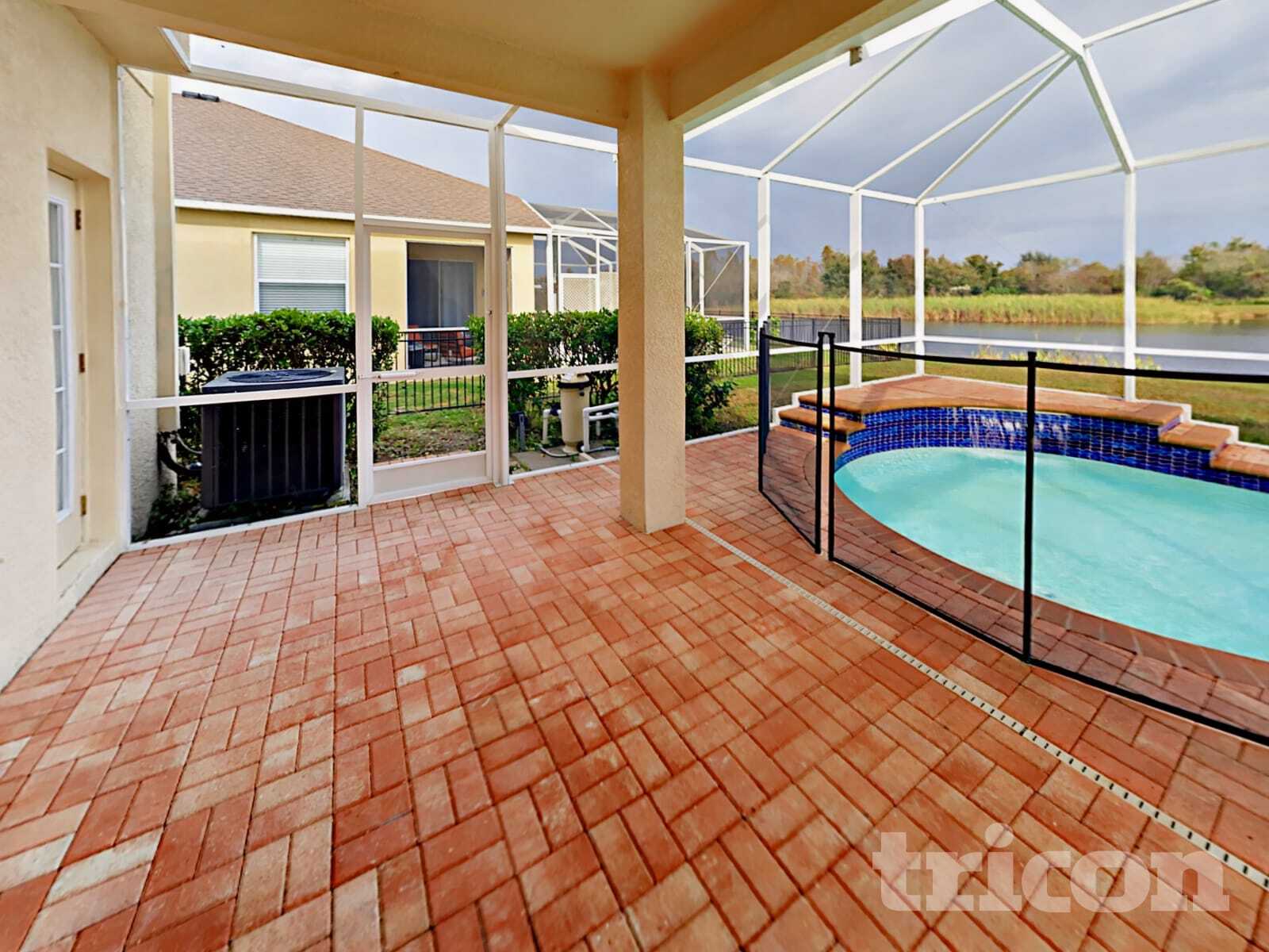 Building Photo - 9540 Baton Rouge Ln