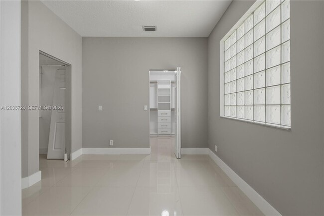 Building Photo - 5285 NW 112th Terrace