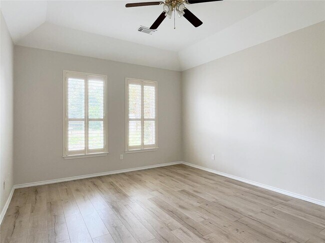 Building Photo - 20847 Cottage Cove Ln