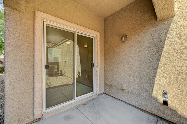 Building Photo - Southern Terrace Single Family Home