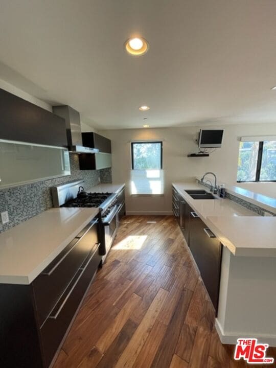 Building Photo - 6441 Bryn Mawr Dr