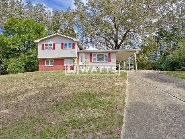 Building Photo - Lovely 3 Bed 2 Bath in Center Point