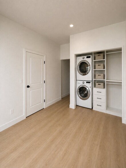 Building Photo - 728 W 580 S
