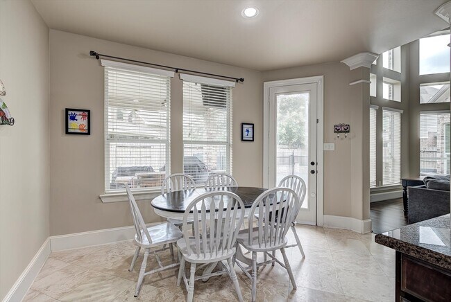 Building Photo - 27410 Starlit Ranch Drive
