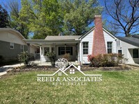 Building Photo - Spacious: 3 Bedroom in Colonial - Yorkshire!