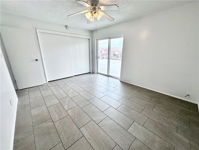 Building Photo - 1470 Riverfront Dr