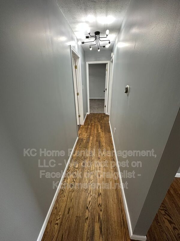 Building Photo - 5016 Norwood Ave