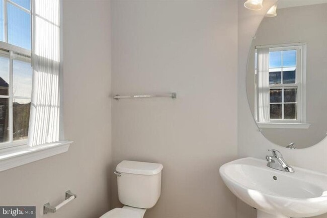 Building Photo - 23411 Rainbow Arch Dr