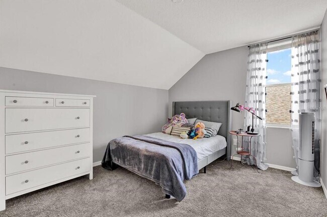 Building Photo - 6526 Summer Cove Dr