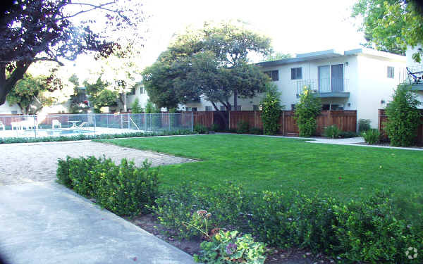 Building Photo - Pacific Garden Apartments