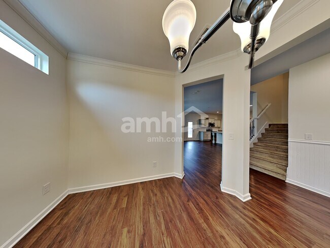 Building Photo - 108 Windyhill St