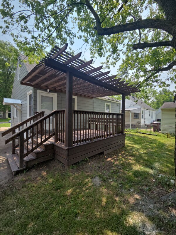 Building Photo - 509 N Rosedale Ave