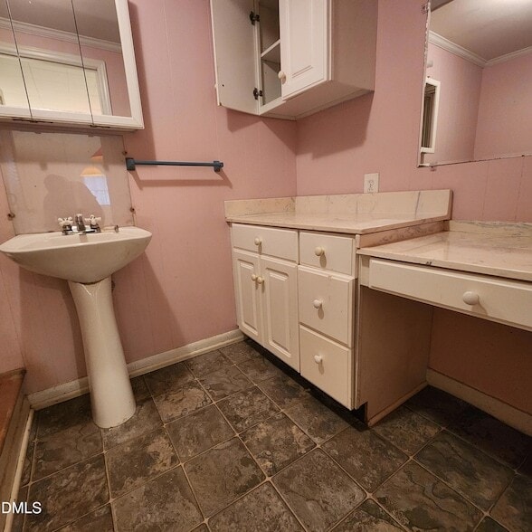 Building Photo - 744 Durham Rd