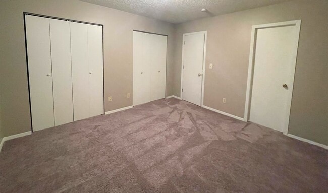 Building Photo - 2507 W 27th St