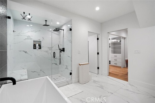 Building Photo - 1812 Navy St