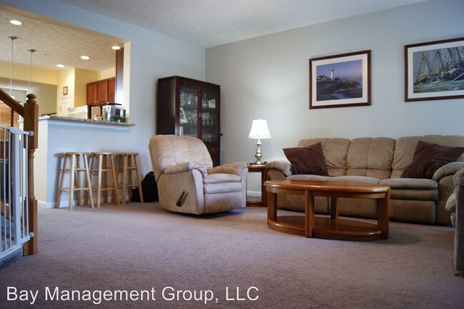 Building Photo - 9716 Morningview Cir