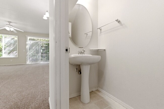 Building Photo - 2322 NW 168th Pl