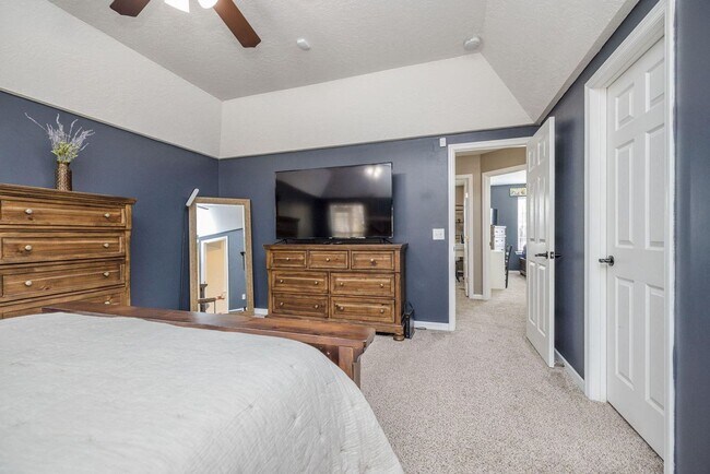 Building Photo - 50 Murrah Rd Ext