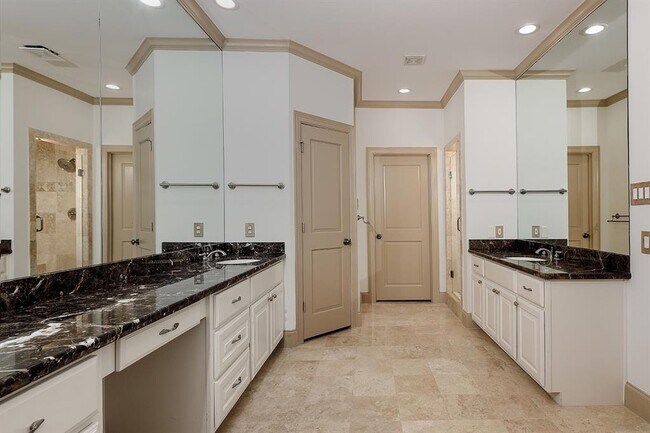 Building Photo - 28 Waterway Ct