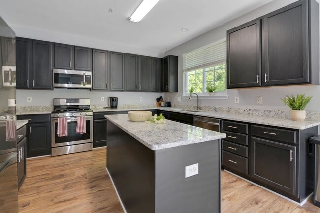 Building Photo - 9120 Banleigh Ln