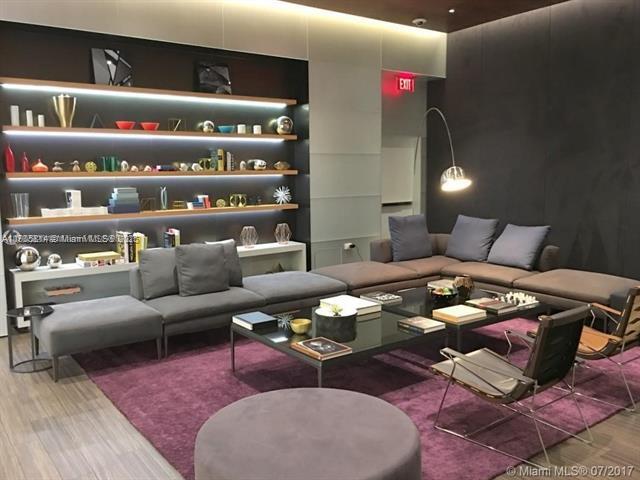 Building Photo - 88 SW 7th St