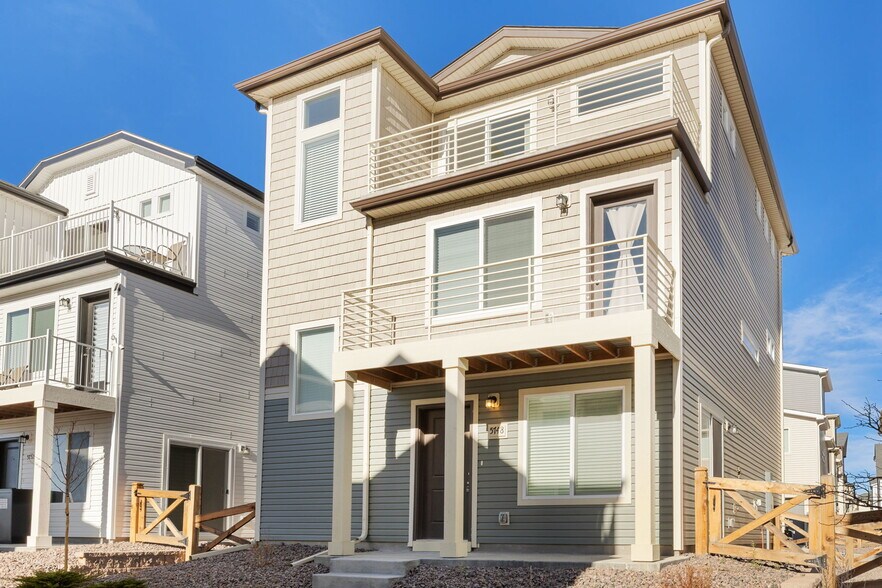 Building Photo - 5748 Thurless Ln