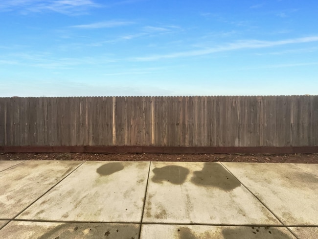 Building Photo - 12153 Alamosa Dr