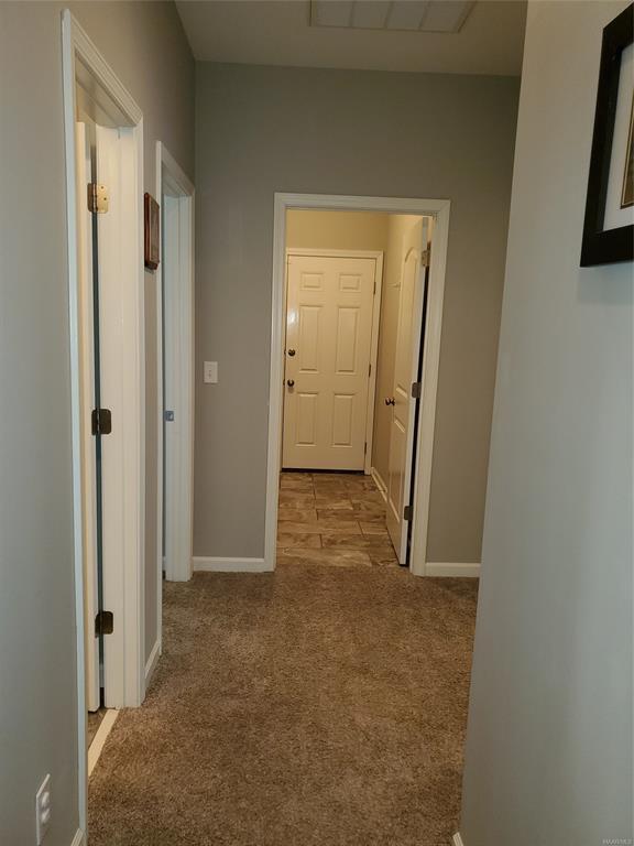 Building Photo - 9407 Cres Lodge Cir