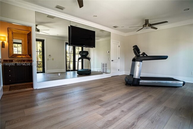 Building Photo - 6450 SW 126th Street Rd