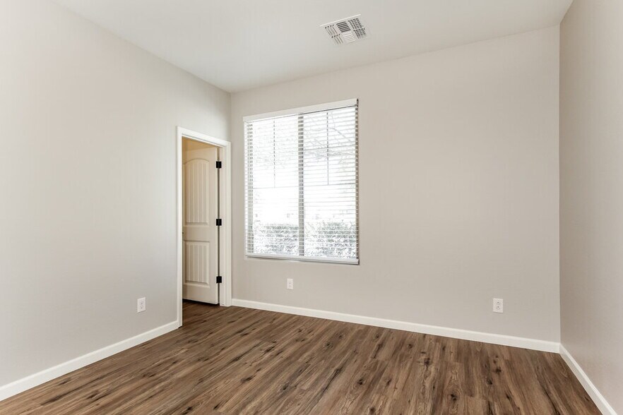 Building Photo - 12145 W Patrick Ln