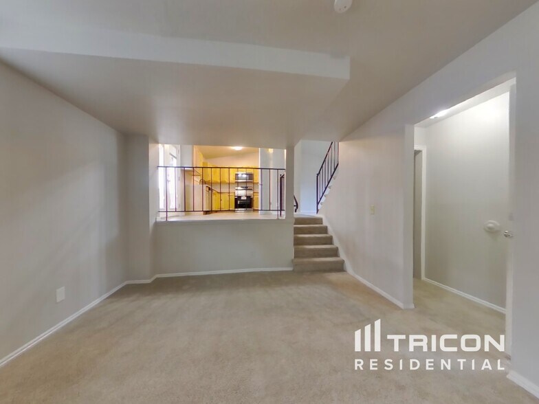 Building Photo - 3982 Contadora Ln