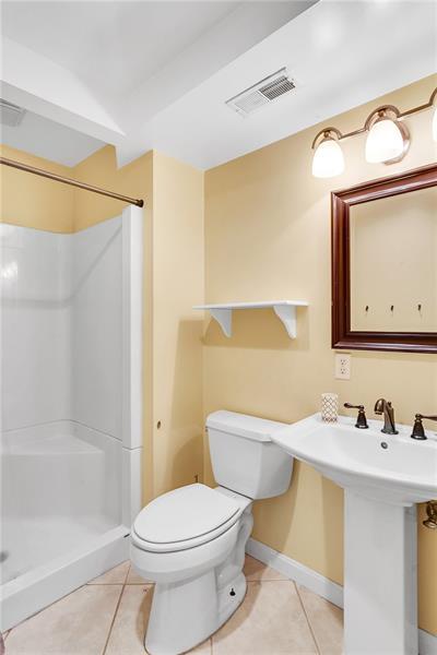 Building Photo - 3127 Josephine St