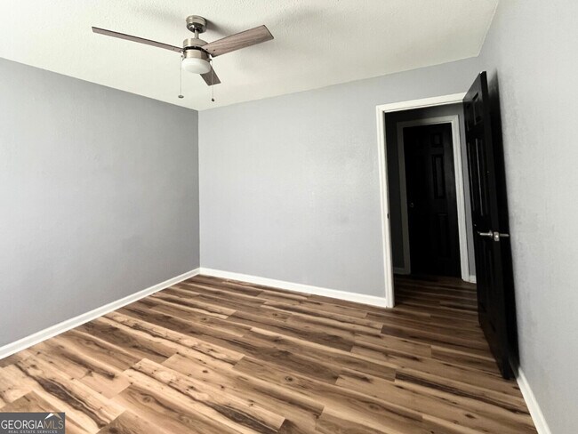 Building Photo - 101 Snug Harbor