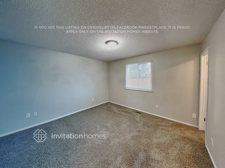 Building Photo - 11243 Clermont Ct