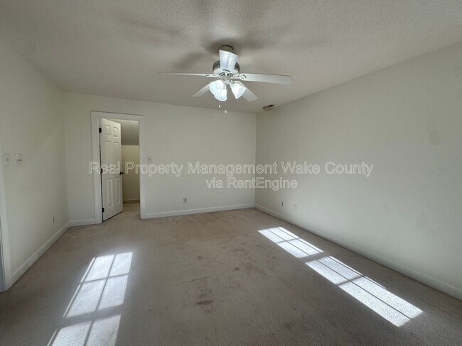 Building Photo - 116 Kendlewick Dr